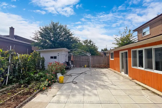 Additional image 40 of 43 Sonmore Dr