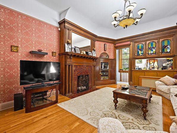 102 Prospect Park W APT 2, Brooklyn, NY 11215