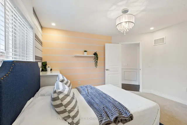 房产图片 6 - 240 Etheridge Ave