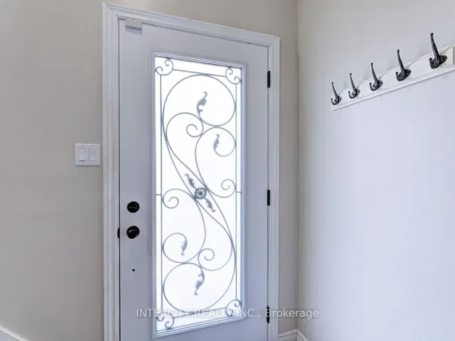 Additional image 5 of 841 Coulson Ave