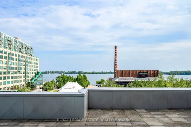 Additional image 19 of 218 Queens Quay Unit 402