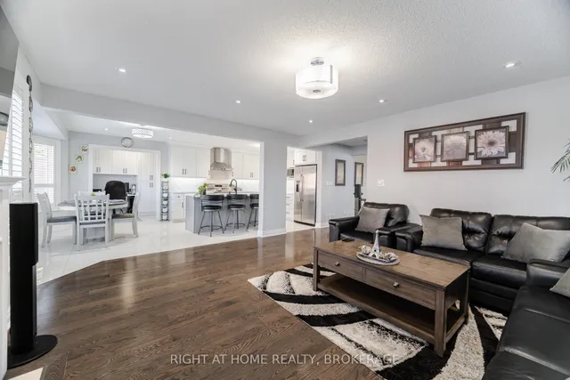 Additional image 13 of 2226 Viking Cres