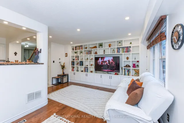 Additional image 9 of 1951 Rathburn Rd Unit 89