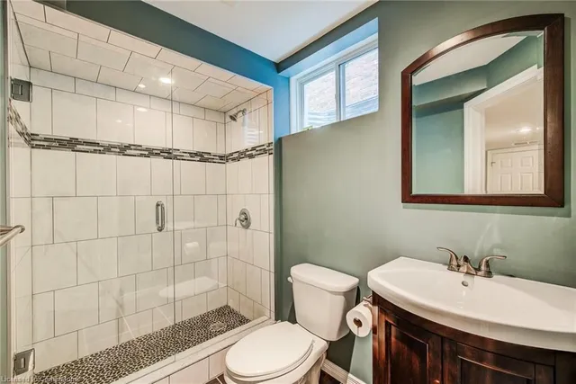 Additional image 29 of 54 Huck Cres