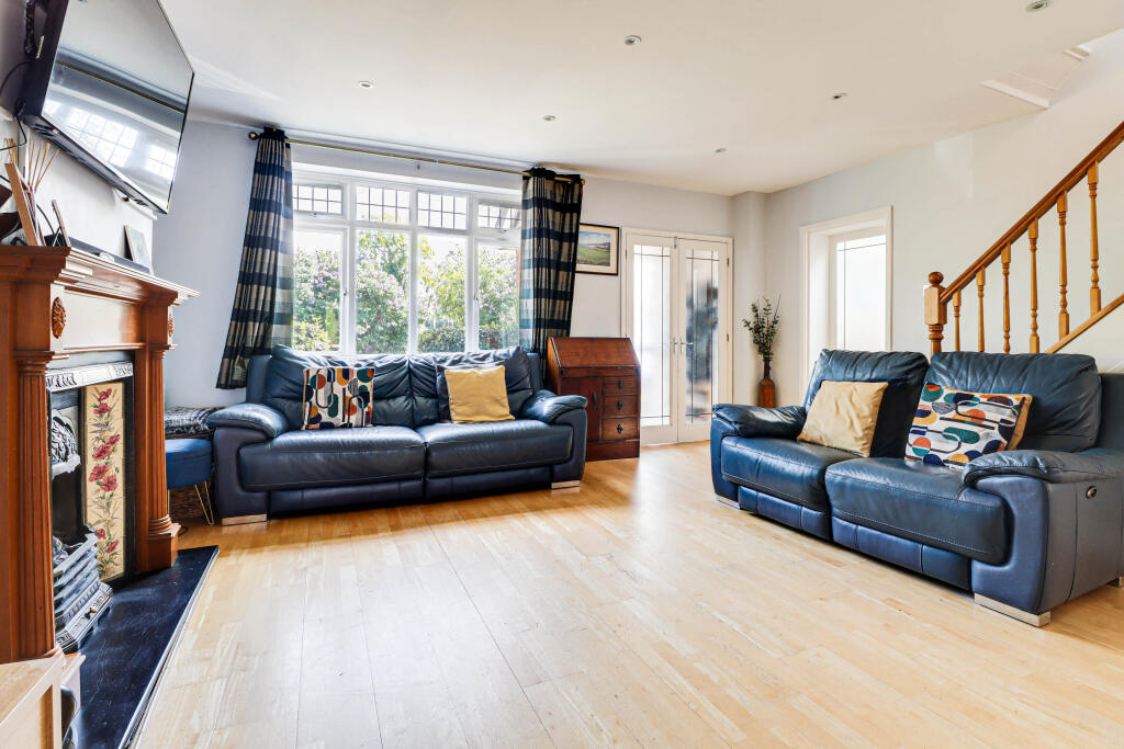 Additional image 7 of Watford Road, Chiswell Green, St Albans, AL2