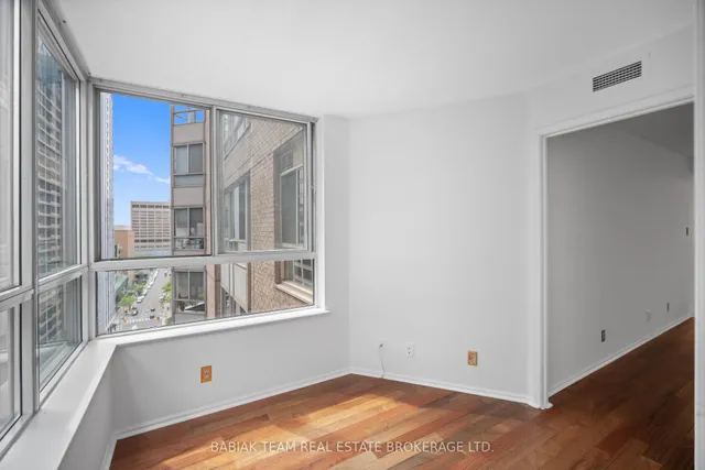 Additional image 22 of 711 Bay St Unit 1613