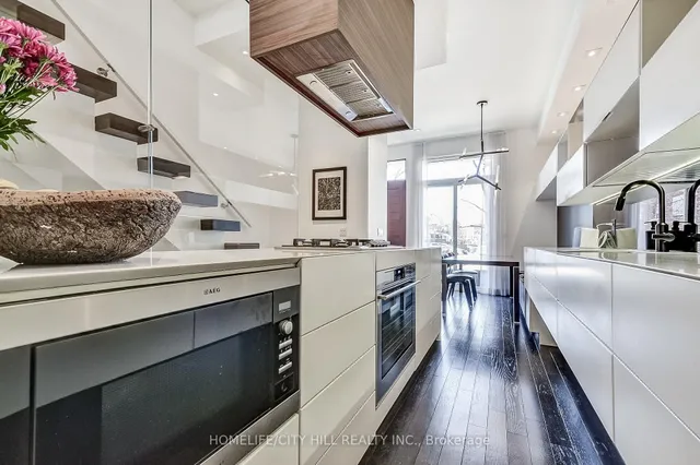 Additional image 10 of 249 Claremont St