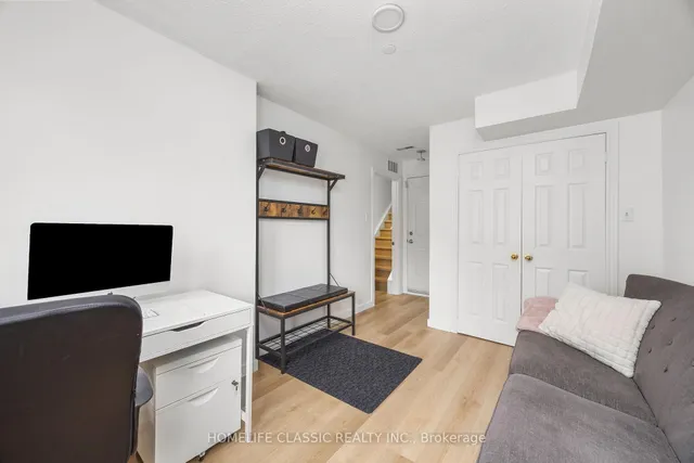 Additional image 32 of 1508 Queen St