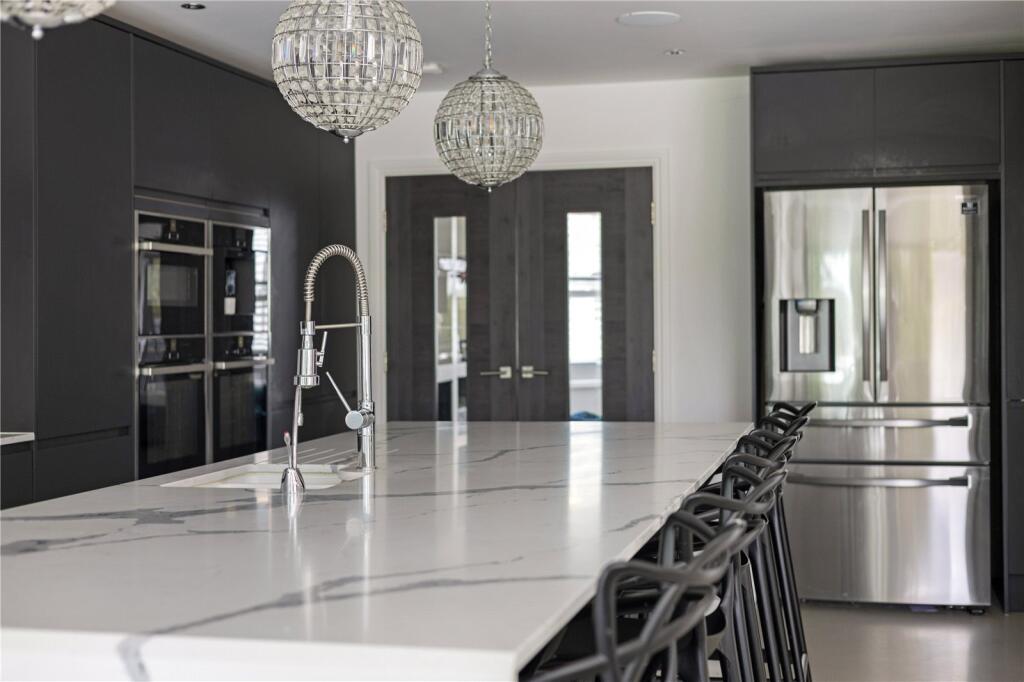 Additional image 6 of Tuffnells Way, Harpenden, Hertfordshire, AL5