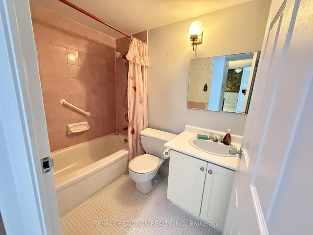 Additional image 11 of 1 Four Winds Dr Unit 209