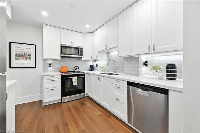 Additional image 14 of 445 Woodview Rd Unit 3