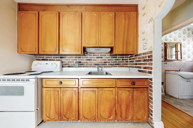 Additional image 8 of 27 Struthers St