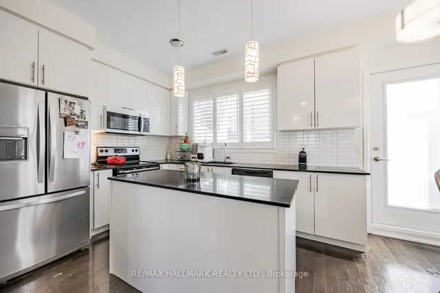 Additional image 10 of 11 Caroline Carpenter Grve