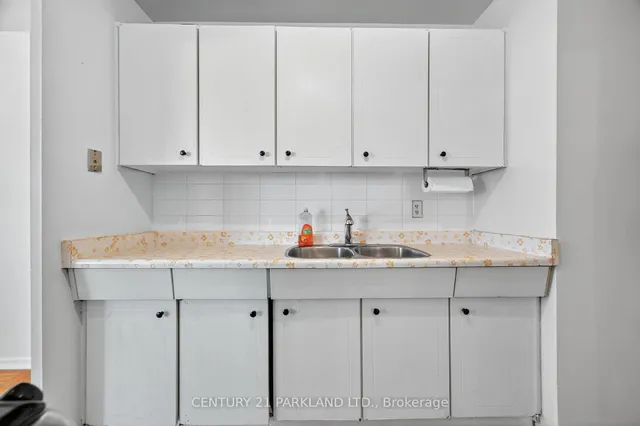 房产图片 21 - 多弗林街2961号202单元