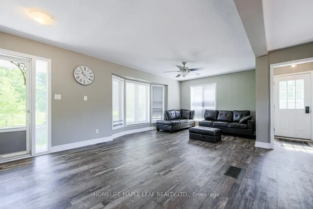 Additional image 5 of 927 #97 Regional Rd