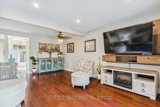 Additional image 12 of 59 Kenninghall Blvd Unit 33