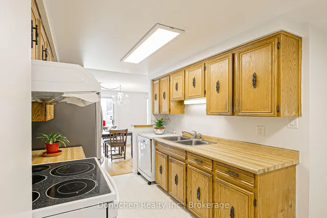 Additional image 21 of 94 Mossbrook Cres