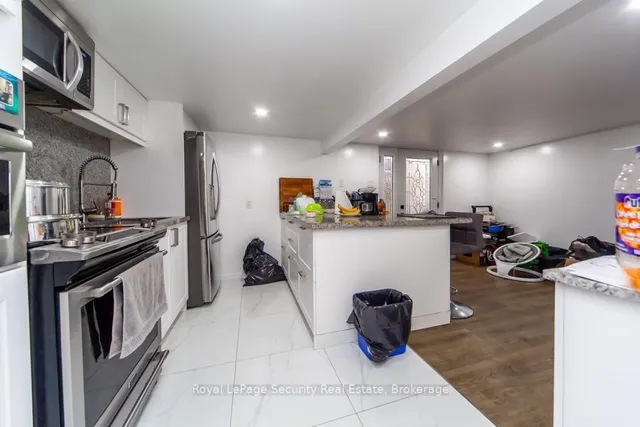 Additional image 36 of 44 Woodgate Dr