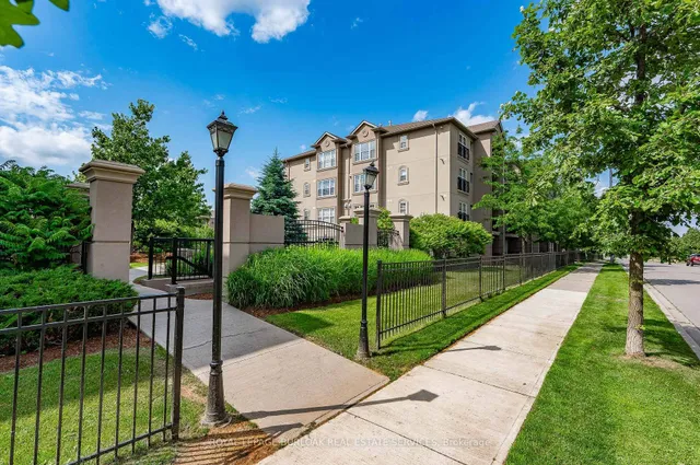 Additional image 6 of 1370 Main St Unit 409