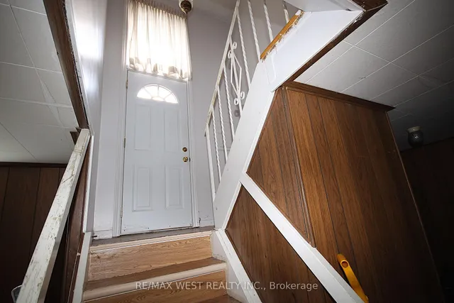 Additional image 21 of 23 Cove Dr