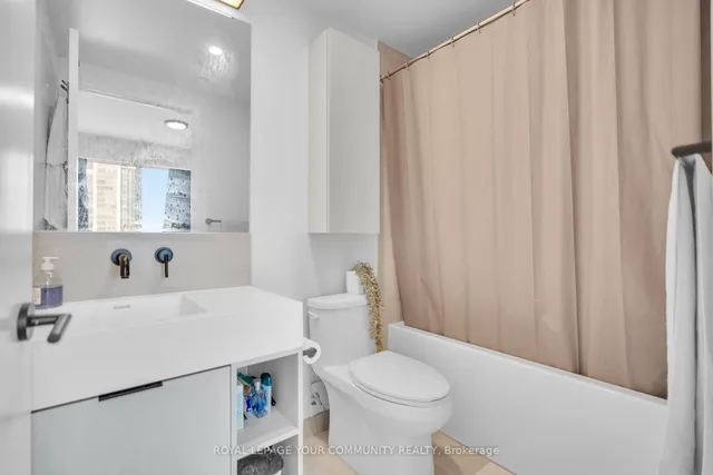 Additional image 12 of 108 Peter St Unit 3307