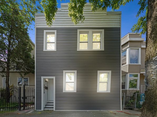 3575 W Dickens Ave, Chicago, IL 60647