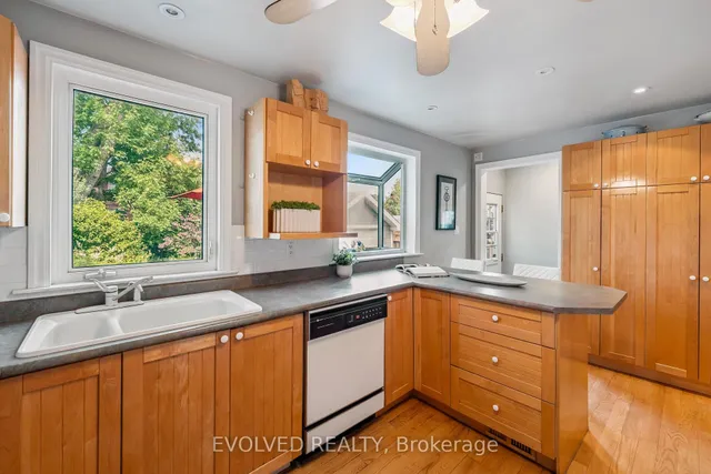 Additional image 17 of 19 Twenty Fourth St