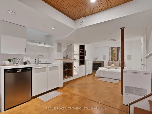 Additional image 38 of 1106 Davis Lane