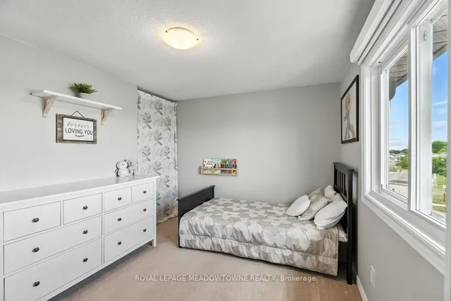 Additional image 25 of 3 Lyton Cres