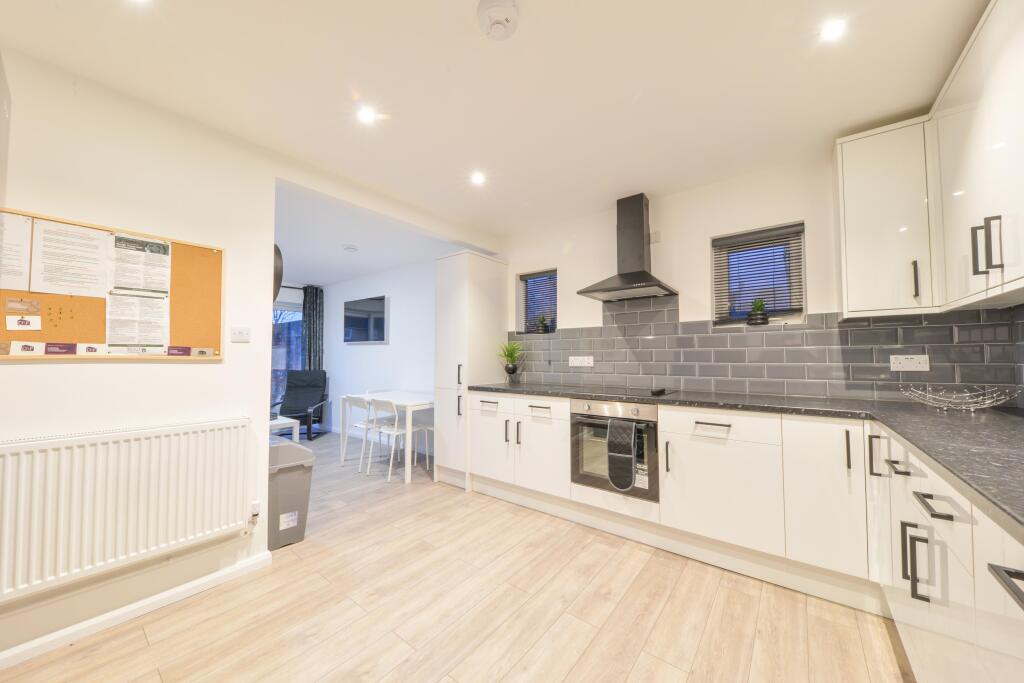 Additional image 6 of Pond Croft, Hatfield