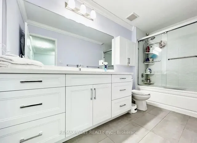 Additional image 27 of 975 Whitlock Ave Unit 20