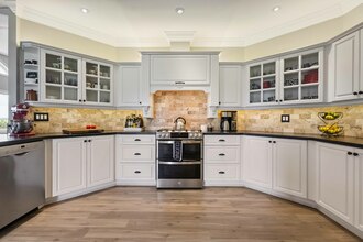 Additional image 5 of 195 Southcrest Dr