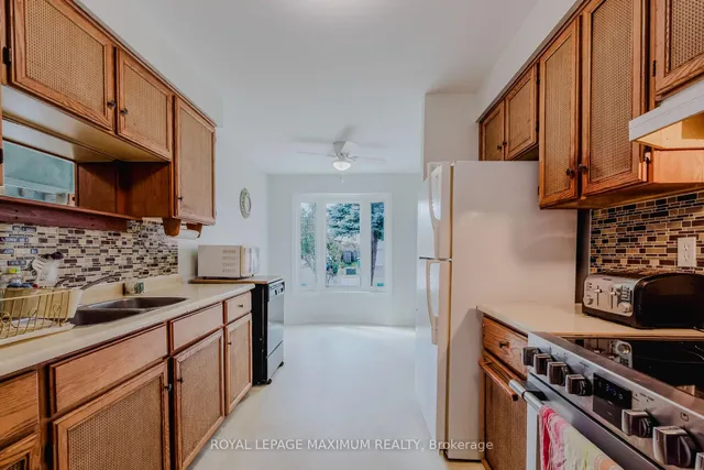 Additional image 17 of 6 Cassander Cres