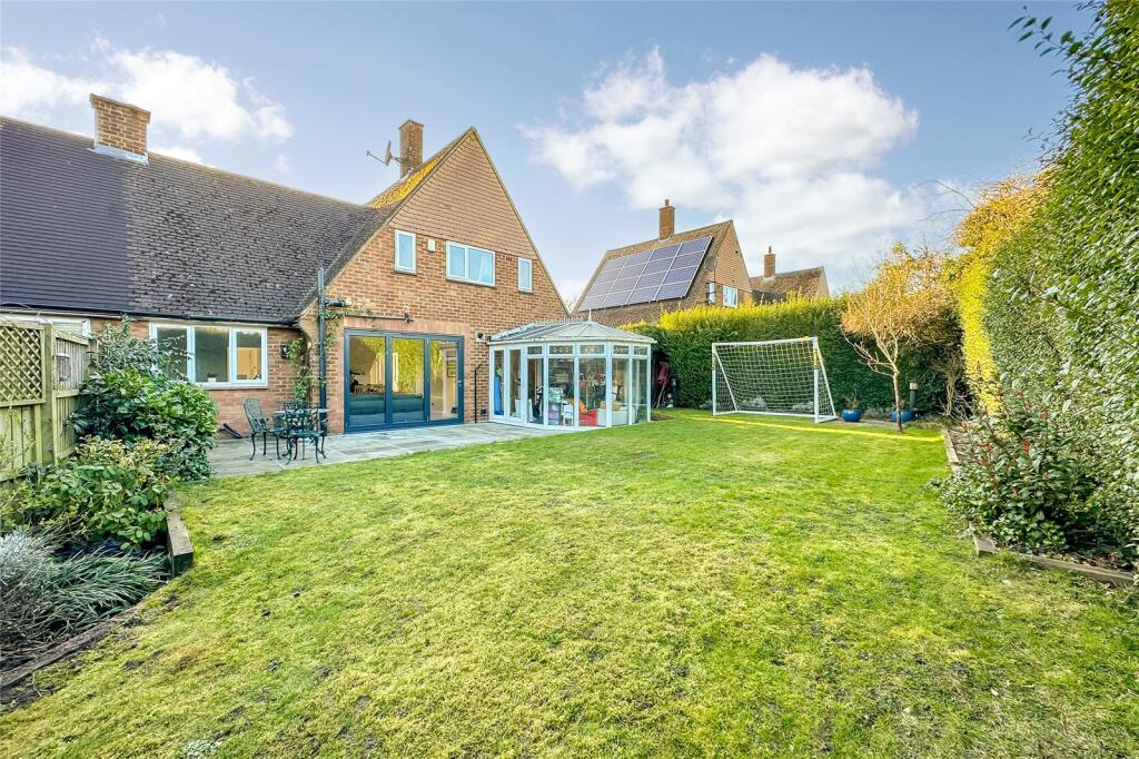 Additional image 21 of South Close, St. Albans, Hertfordshire, AL2