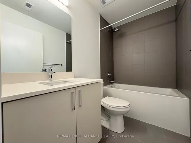 Additional image 7 of 1005 Dundas St Unit 146