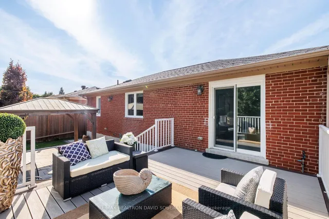 Additional image 34 of 207 Searle Ave