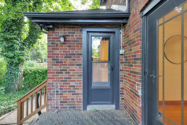 Additional image 23 of 109 Whitmore Ave