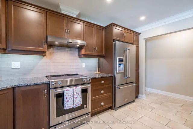 Additional image 21 of 1 Archdeacon Clark Tr