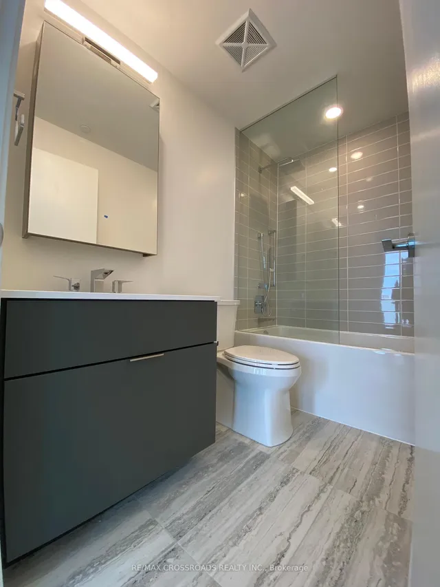 Additional image 28 of 20 Lombard St Unit 3510
