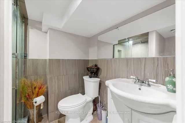 Additional image 31 of 123 Market St