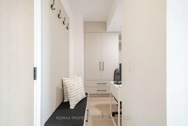 Additional image 3 of 36 Zorra St Unit 305