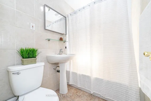 Additional image 16 of 7 Flempton Cres