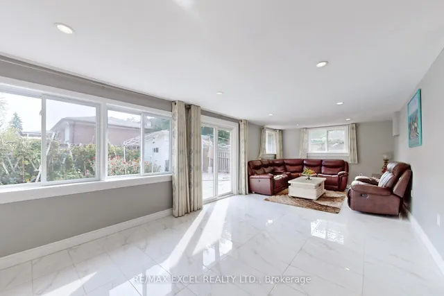 Additional image 20 of 43 Sonmore Dr