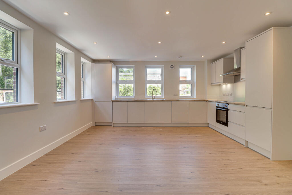 Additional image 4 of Marlborough Park, Southdown Road, Harpenden, Al5