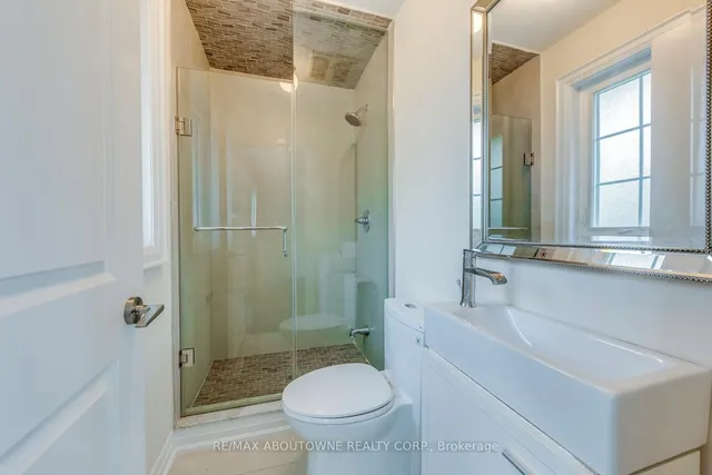 Additional image 31 of 319 Holmes Ave