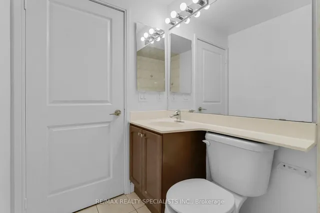 Additional image 25 of 80 Absolute Ave Unit 106