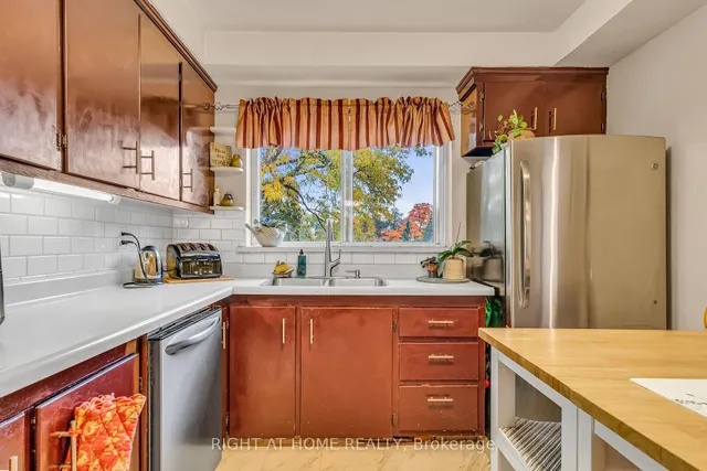 Additional image 14 of 1 Ridge Point Cres