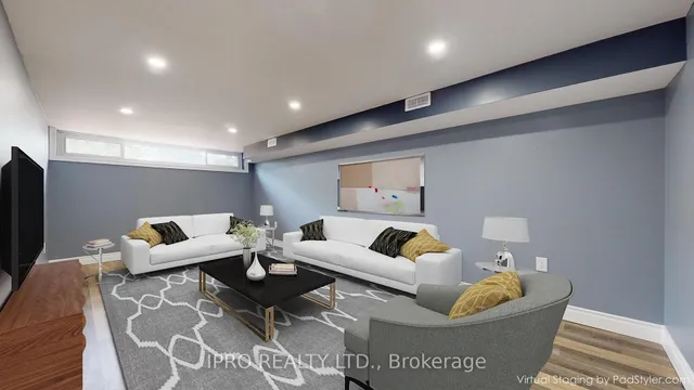 Additional image 24 of 22 Royal Doulton Dr