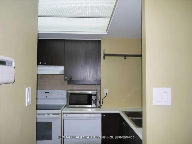 Additional image 11 of 45 Kingsbridge Garden Circ Unit 401