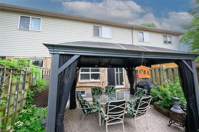 房产图片 39 - 10 Cadham Blvd 单元17